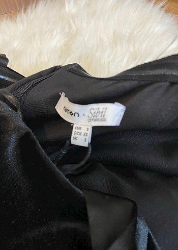 Siyah Kadife Taşlı Fiyonk Detaylı Mini Elbise - Görsel 6