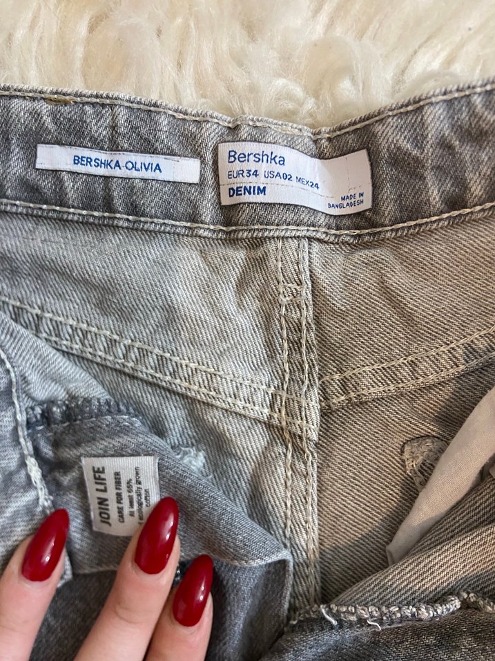 Gri Yırtık Bershka Mom Jean - Görsel 3