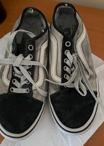 Vans 37