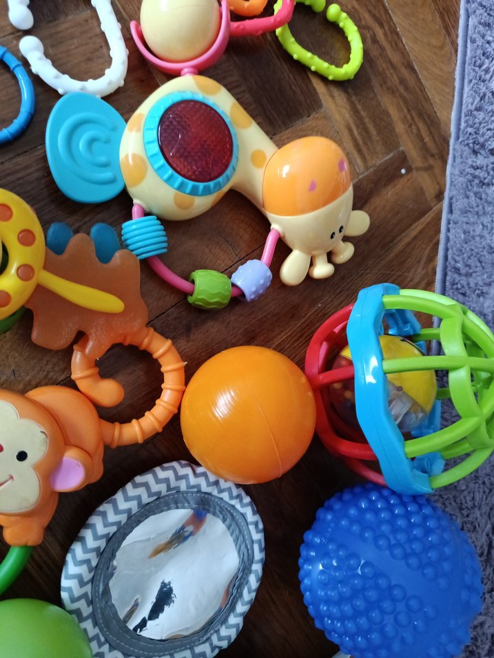 Renkli Diş Kaşıyıcı ve Çıngırak Seti - Görsel 2