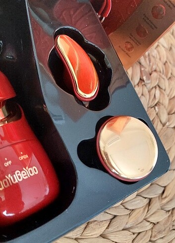 Titresimli yüz bakim aleti - Görsel 2