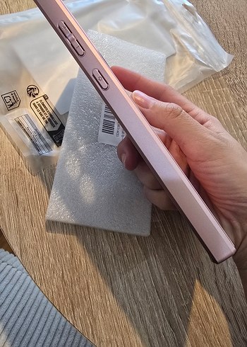 Parlak Pembe Uçak Desenli Telefon Kılıfı Samsung S24 ultra - Görsel 3