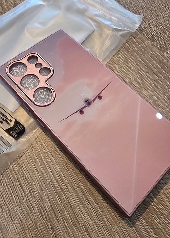 Parlak Pembe Uçak Desenli Telefon Kılıfı Samsung S24 ultra - Görsel 2