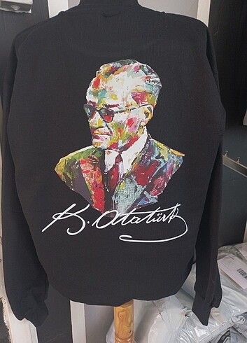 Atatürk sırt baskılı Sweatshirt 