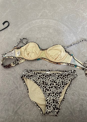 m Beden Yılan Desenli Mini Bikini