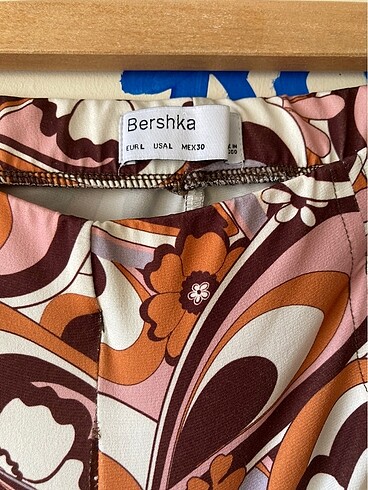 l Beden çeşitli Renk bershka ispanyol paça tayt