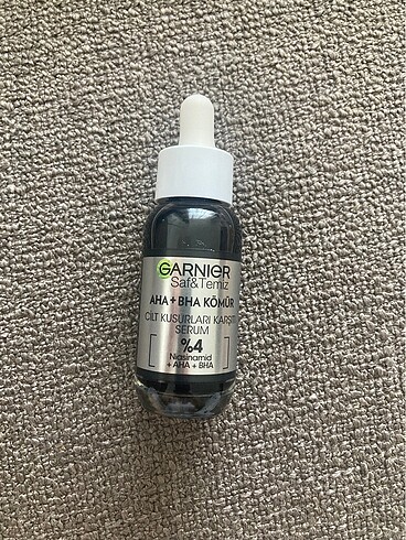  Beden Renk Garnier AHA+BHA Kömür Serum
