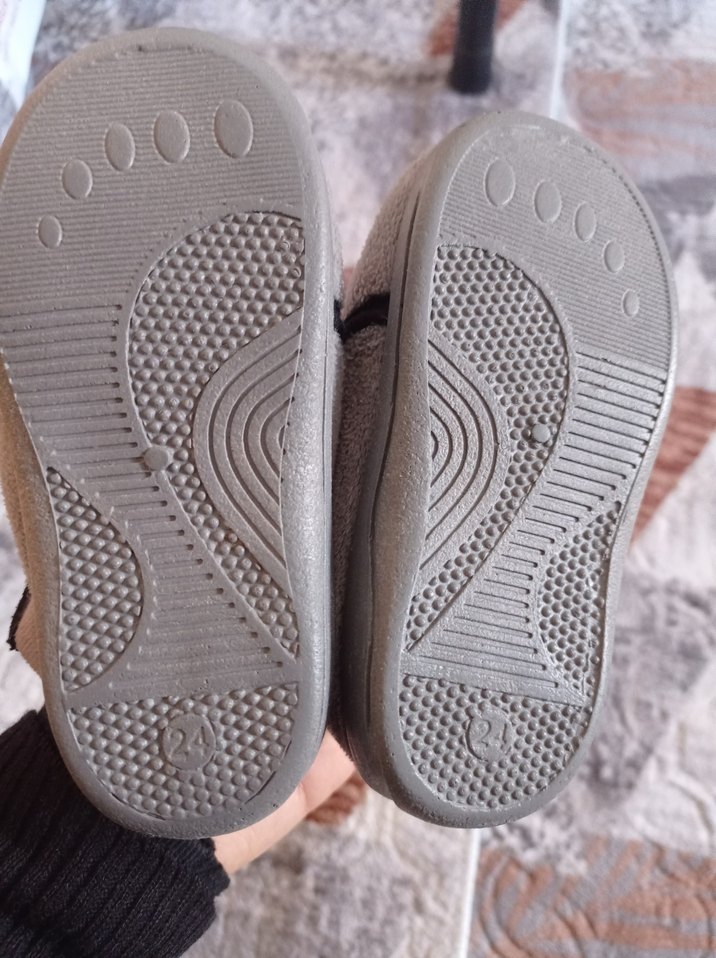 Gri Erkek Çocuk Sıcak Ev Terliği - Görsel 3