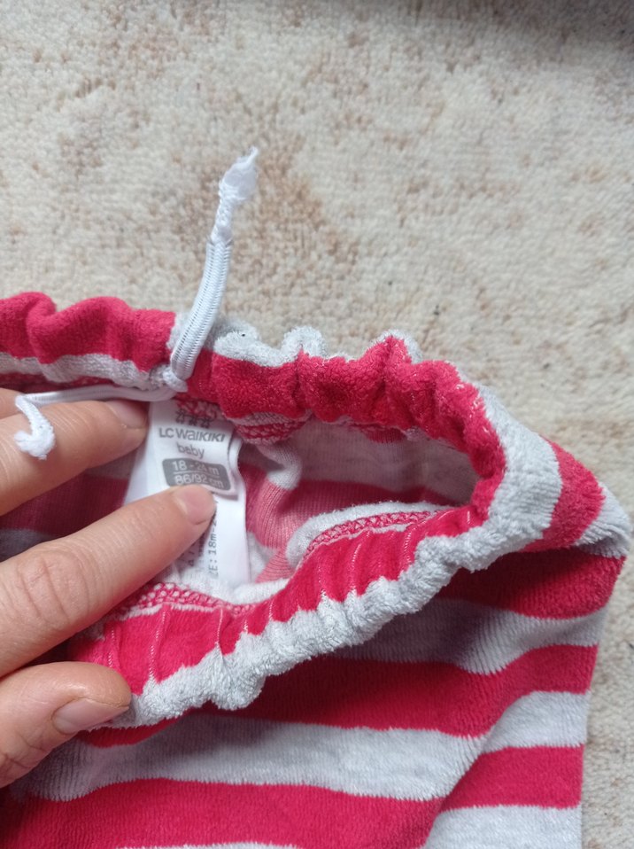 Uzun Kollu Örme Kız Bebek Takımı - Görsel 3