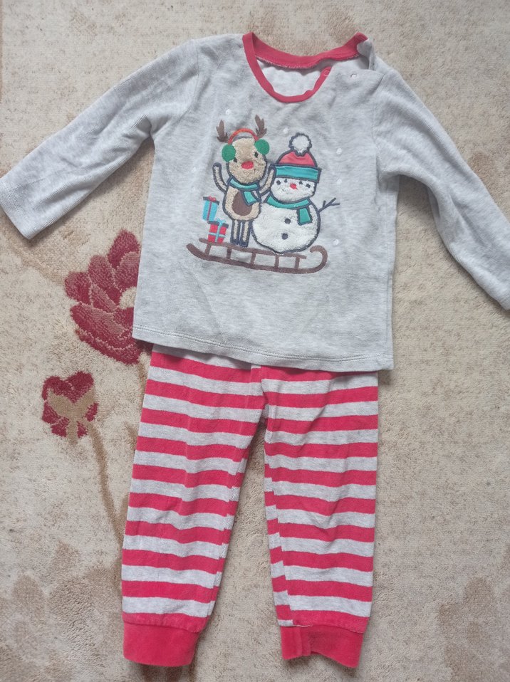 Uzun Kollu Örme Kız Bebek Takımı - Görsel 2