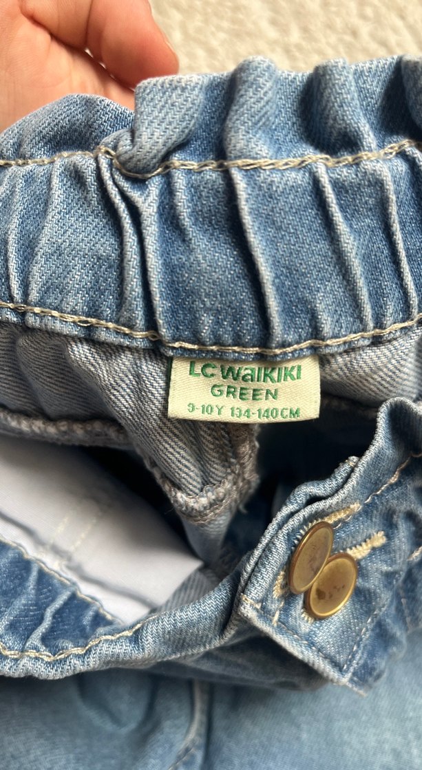 Rahat ve Şık Açık Mavi Denim Jean — görsel 3/4