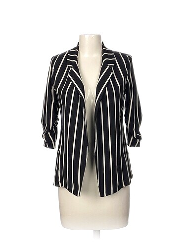 Diğer Blazer %70 İndirimli.