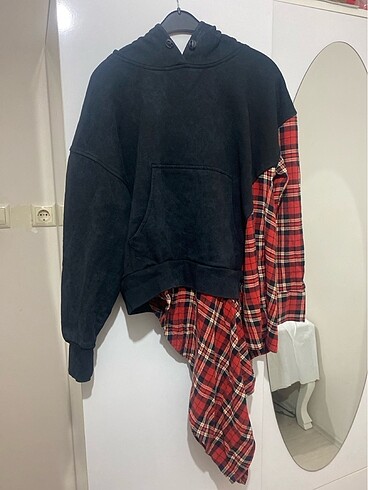 sweetshirt kapişonlu