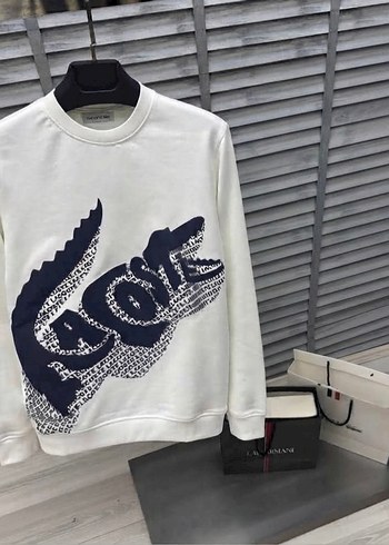 Lacoste ürünü