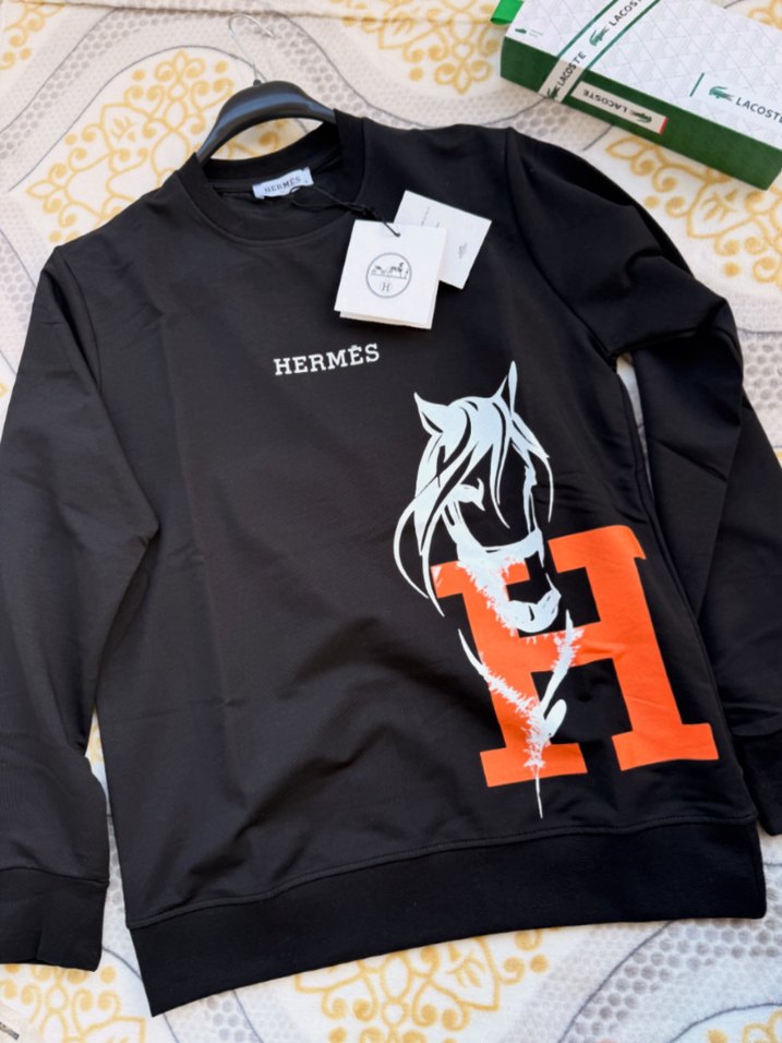 Hermes Siyah Bisiklet Yaka Sweatshirt — görsel 2/2