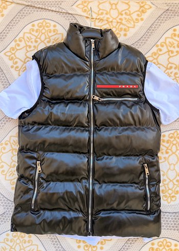 Prada ürünü