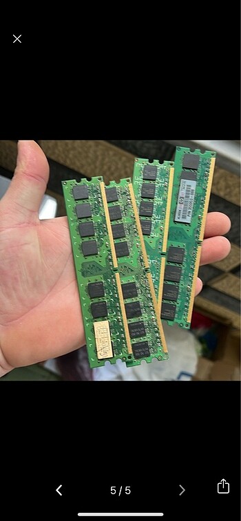 3 adet 1 GB DDR 2 RAM
