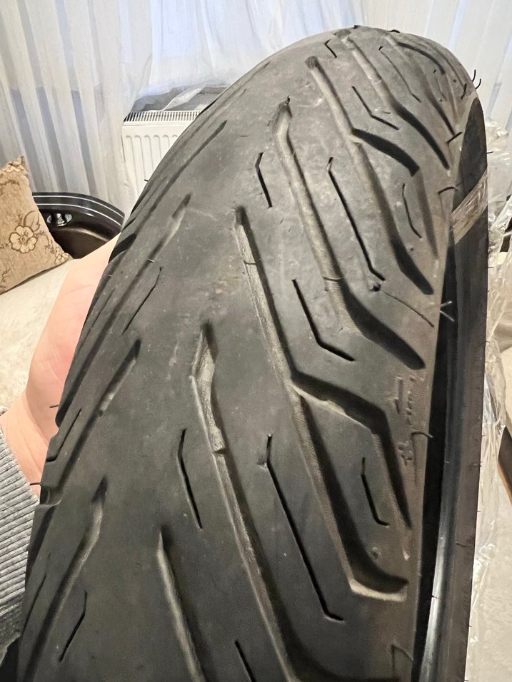 2023 model Honda PCX ön lastik - Görsel 2