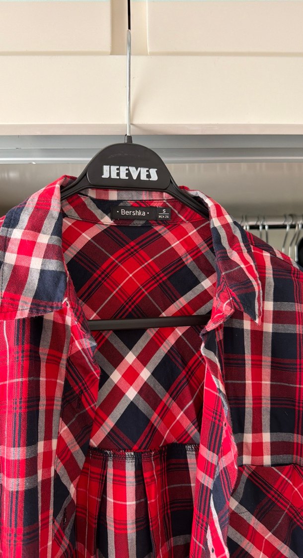 Bershka Kirmizi Siyah Ekose Uzun Kollu Gömlek — görsel 2/5