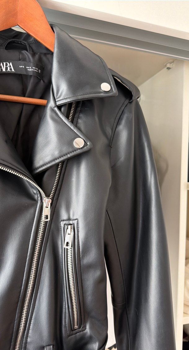 Zara Siyah Deri Biker Ceket — görsel 5/12