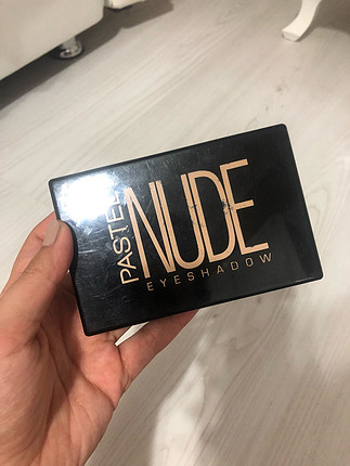 MAC Pastel Nude pastel