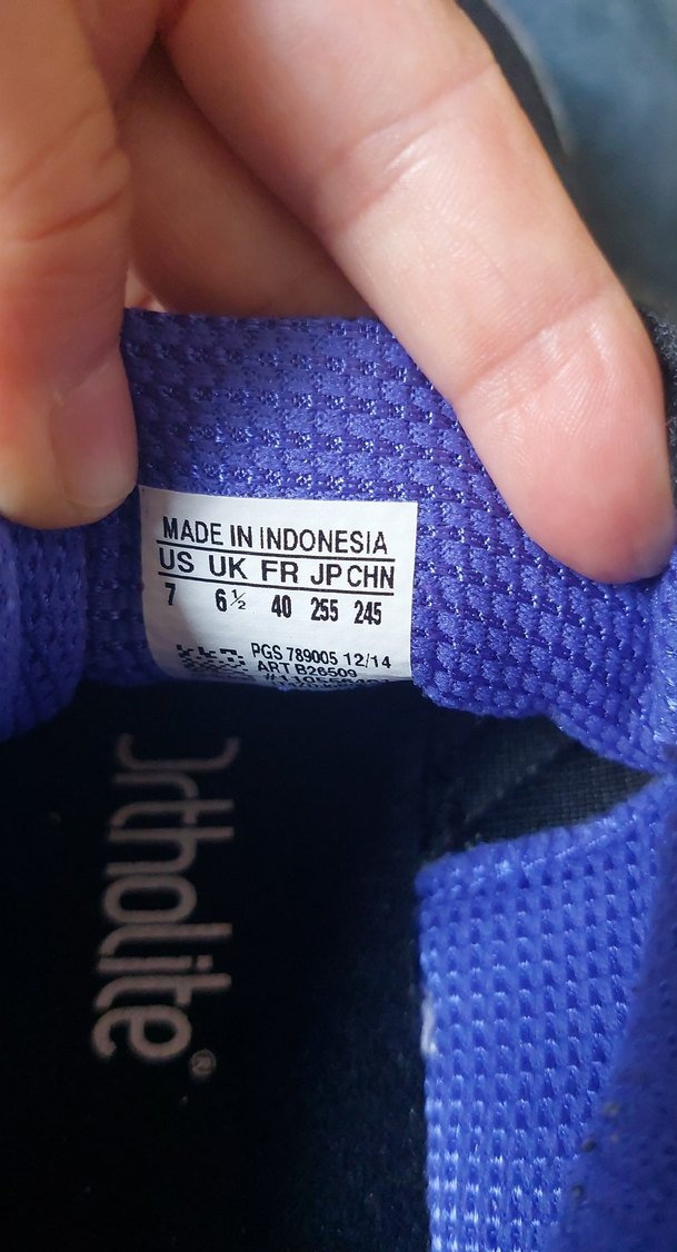 Adidas Mor Detaylı Siyah Spor Ayakkabı - Görsel 5