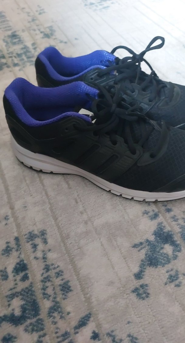 Adidas Mor Detaylı Siyah Spor Ayakkabı - Görsel 3