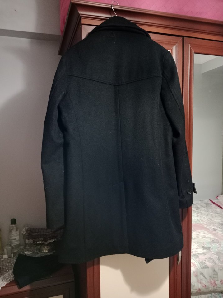 Düğmeli Siyah Erkek Midi Kaban — görsel 2/3