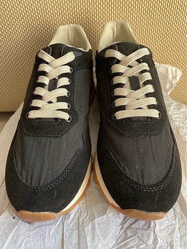 Zara Zara kadın süet kumaş karışık spor ayakkabı