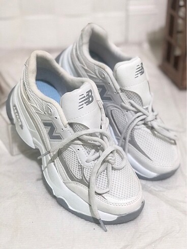 New Balance Spor ayakkabı