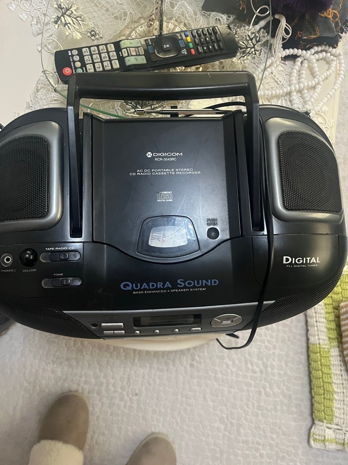 Siyah Taşınabilir Müzik Sistemi - Görsel 4