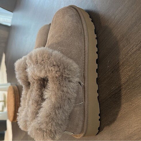 UGG TERLİK