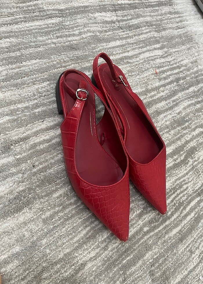 Zara kırmızı sivri burun babet - Görsel 2