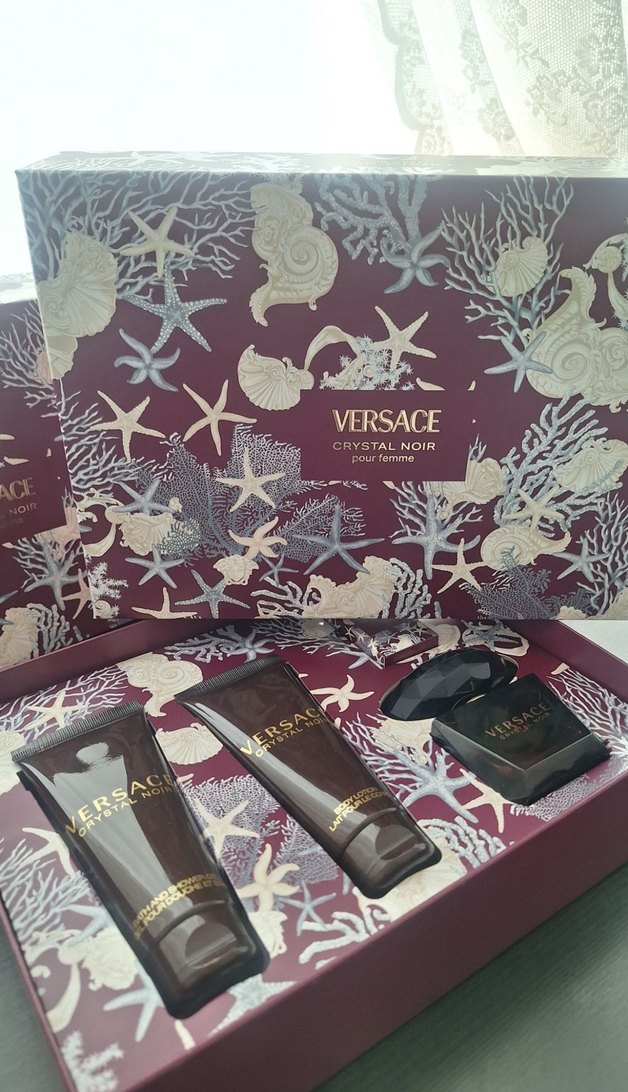 Versace Kadın Parfüm Seti ve Aksesuar Çantası - Görsel 2