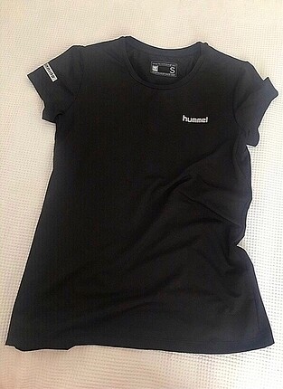 Spor T-shirt ve adidas ceket