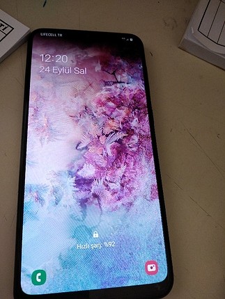 a10 kutulu faturalı 2 haftalık mavi renk 32 gb kırılmaz cam takı