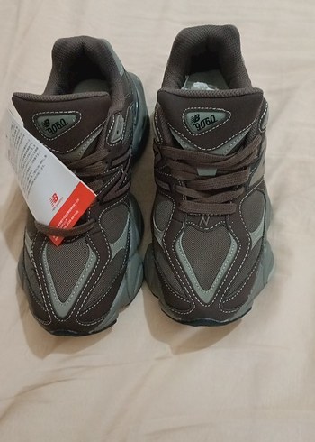 New Balance ürünü