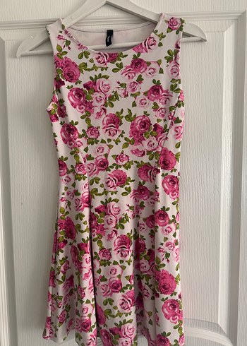 Pembe Çiçekli Mini Elbise