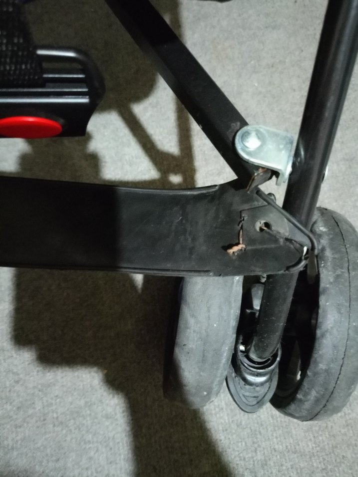 Koyu Mavi Bebek Arabası - Görsel 3