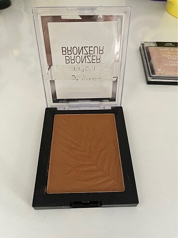 Wet n wild Wet n wild bronzer