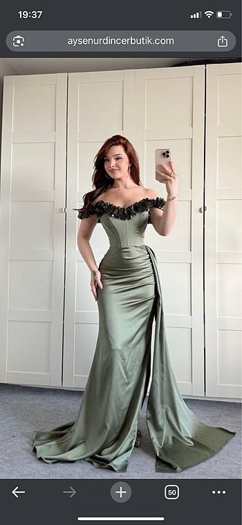 Pierre Cardin Haki yeşil saten çiçekli abiye