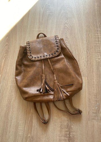 Püsküllü  Kadın Sırt Çantası - Görsel 6