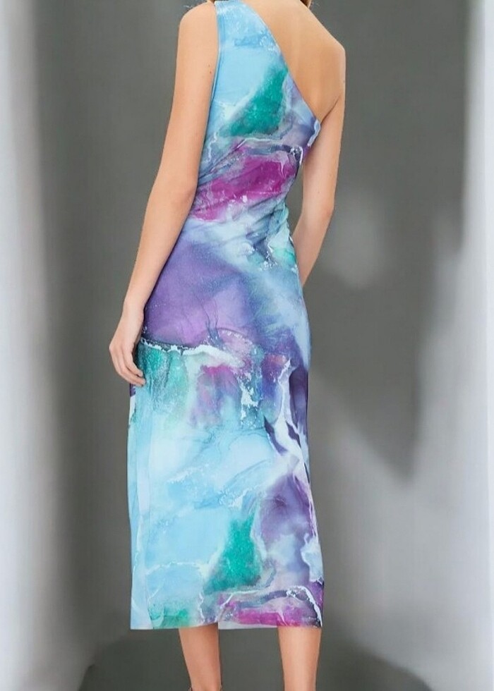 Renki Elbise - Görsel 3