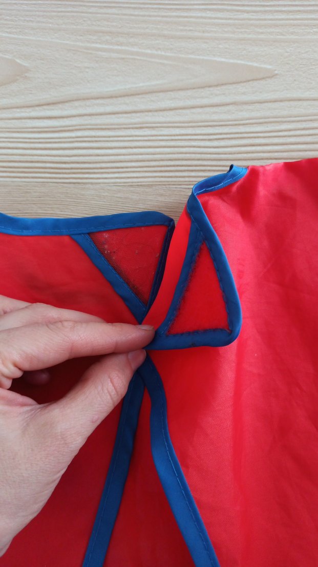 IKEA Kırmızı Renkli mama ve etkinlik önlüğü - Görsel 3