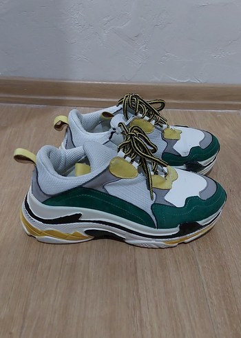 Yüksek Tabanlı Çok Renkli Kadın Spor Ayakkabı - Görsel 3