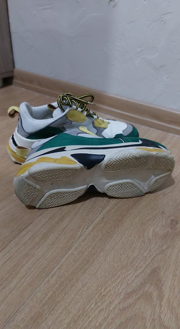 Yüksek Tabanlı Çok Renkli Kadın Spor Ayakkabı - Görsel 5