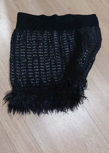 Siyah Kürklü Nakışlı Mini Etek - Görsel 4