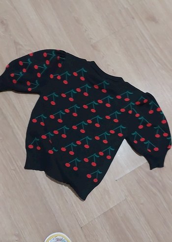 Kiraz Desenli Siyah Triko Kazak - Görsel 5