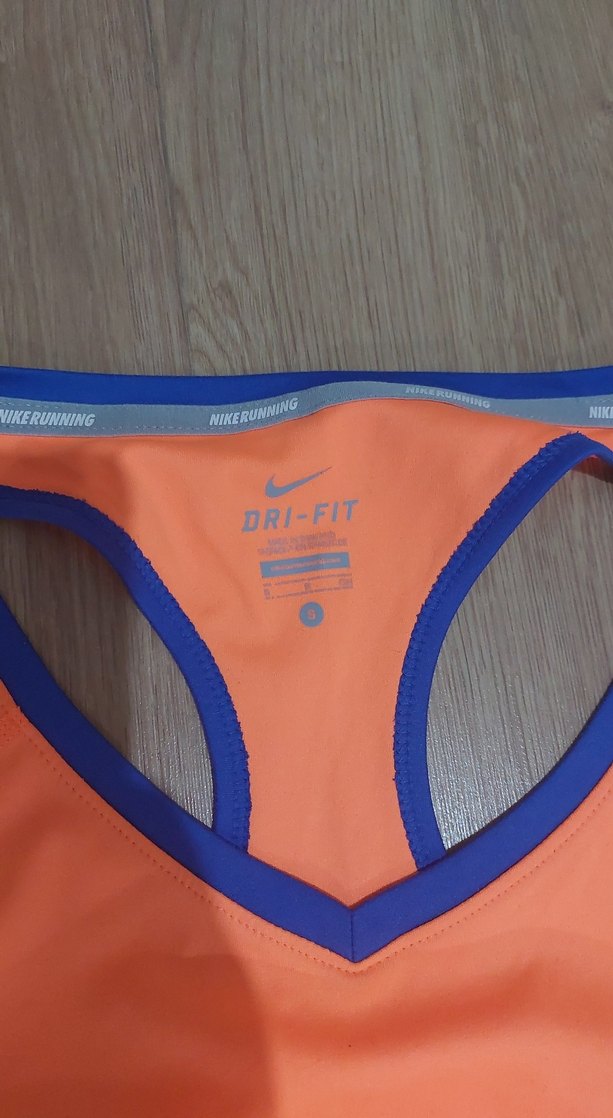 Turuncu V Yaka Kadın Spor Atlet - Görsel 3