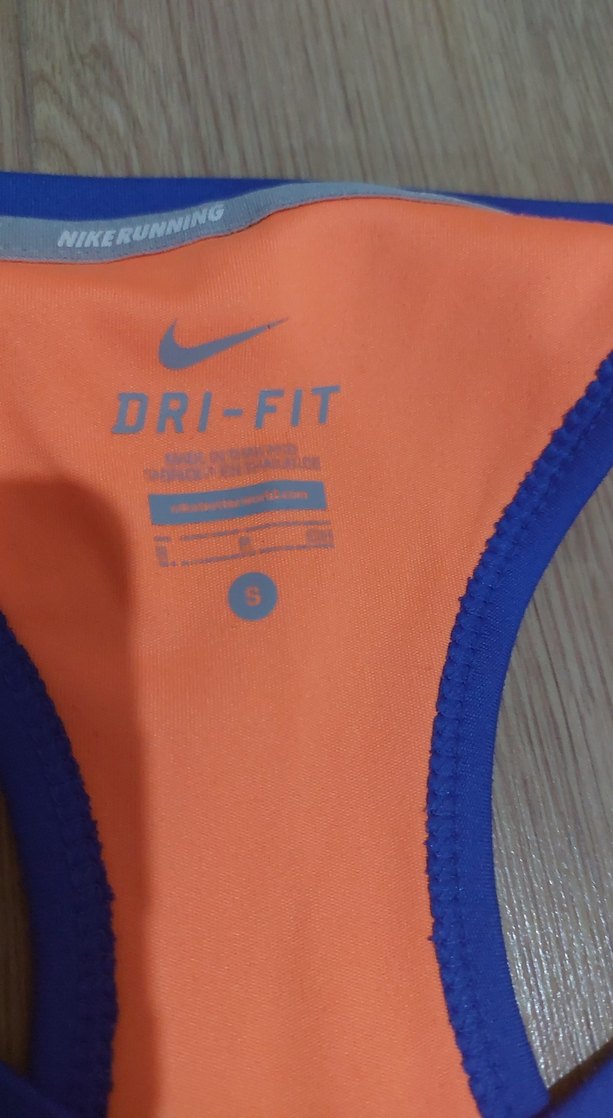 Turuncu V Yaka Kadın Spor Atlet - Görsel 4